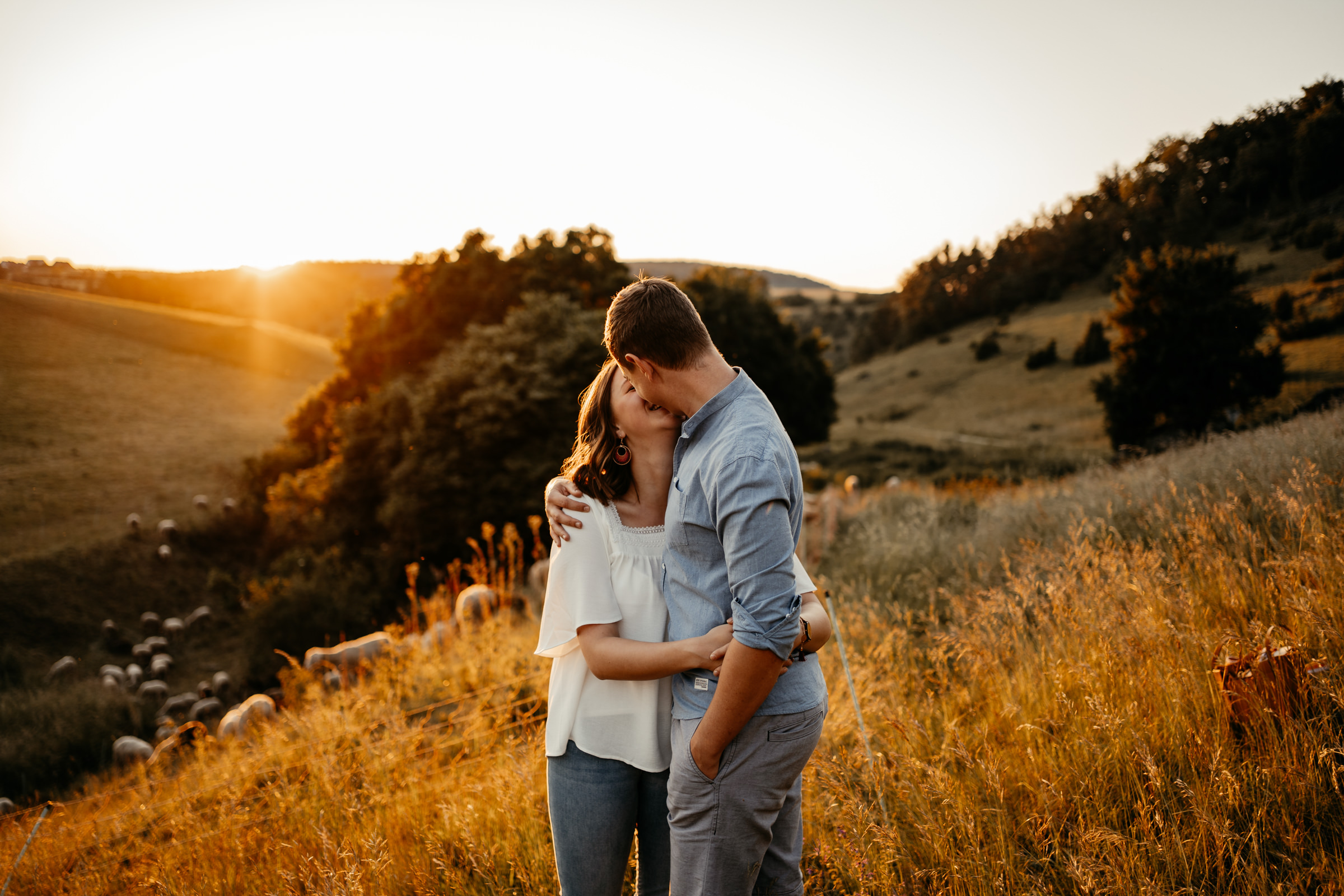 Hochzeitsfotografie-Maria-Hegenberger-Fotografie-marias-fotografie-kirchliche-Hochzeiten-unkonventionell-heiraten-Hochzeitsfotograf-Bayern-Ingolstadt-Regensburg-2